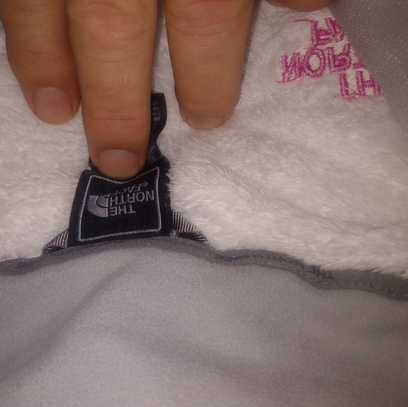 North Face fleece jacket - Picture 6 of 6